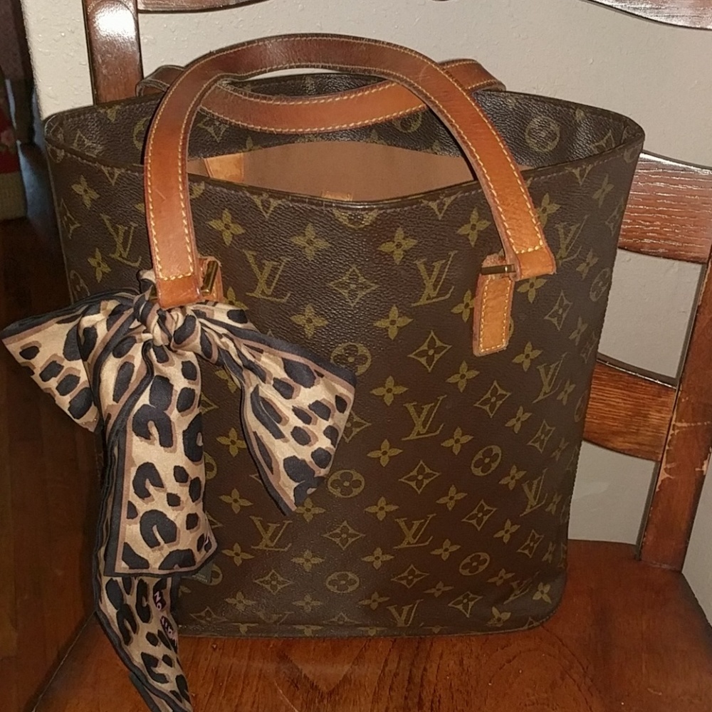 Louis Vuitton GM Vavin